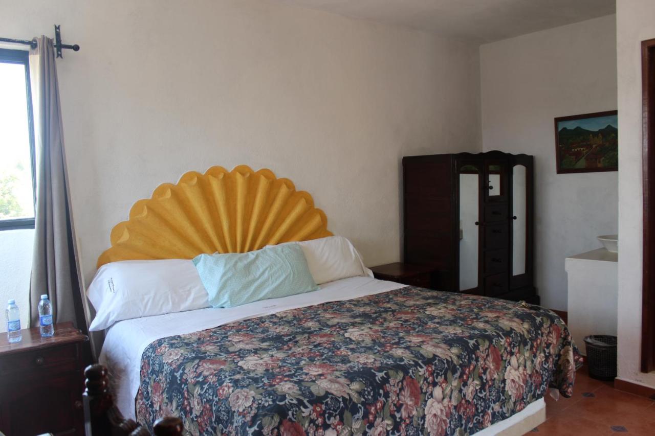 Hotel Posada Chamacuero Comonfort Екстериор снимка