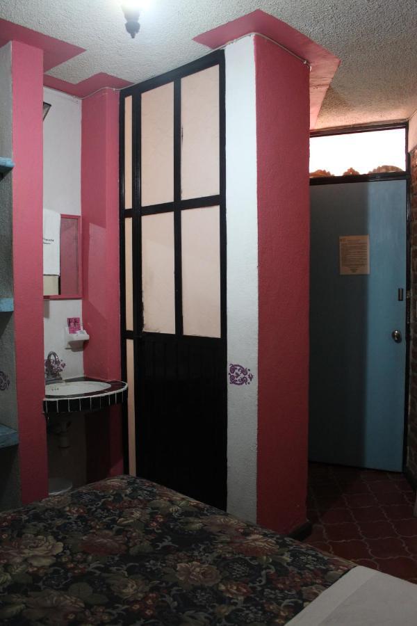 Hotel Posada Chamacuero Comonfort Екстериор снимка