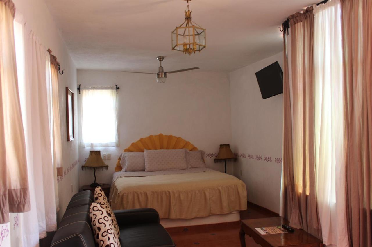 Hotel Posada Chamacuero Comonfort Екстериор снимка